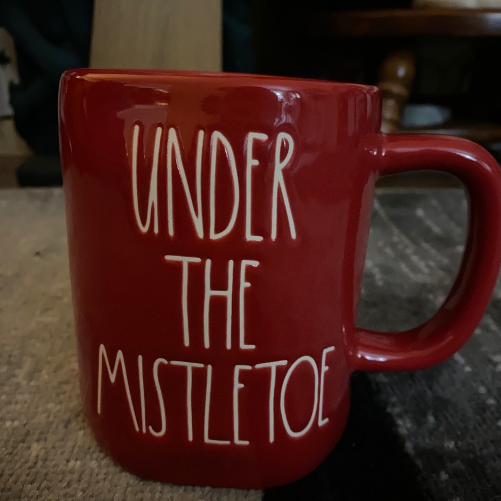 Rae Dunn Christmas mug NWT